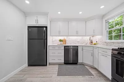 10 Oliver Street #B, Haverhill, MA 01832 - Photo 9