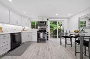 10 Oliver St, Haverhill, MA 01832 - Photo 1
