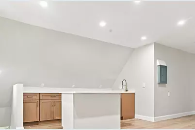418 Ash St, Brockton, MA 02301 - Photo 17