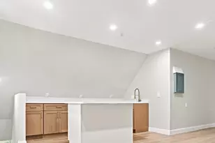 418 Ash St, Brockton, MA 02301 - Photo 17