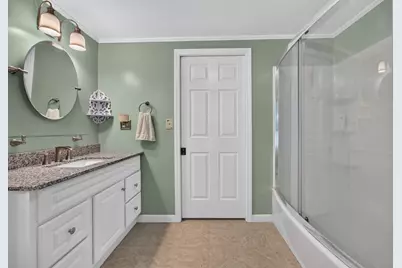 2 Hurley, Dracut, MA 01826 - Photo 21