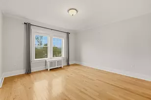 21 Bradlee Rd, Medford, MA 02155 - Photo 11