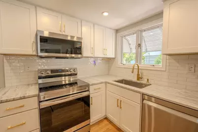 40 Oneida Ave, Brockton, MA 02301 - Photo 9