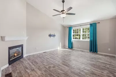 74 Clark St, Belchertown, MA 01007 - Photo 9