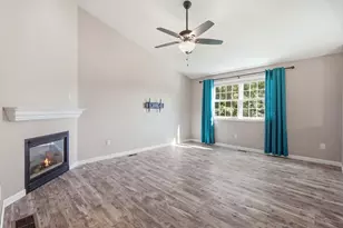 74 Clark St, Belchertown, MA 01007 - Photo 9