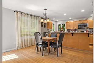 172 South St, Northborough, MA 01532 - Photo 11