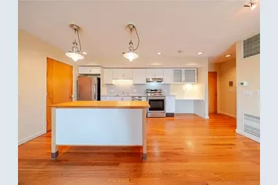351 Pleasant St #9, Northampton, MA 01060 - Photo 5