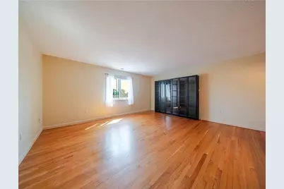 351 Pleasant St #9, Northampton, MA 01060 - Photo 9