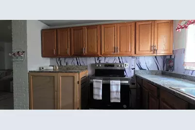 126 Lynn Rd, Brockton, MA 02302 - Photo 5