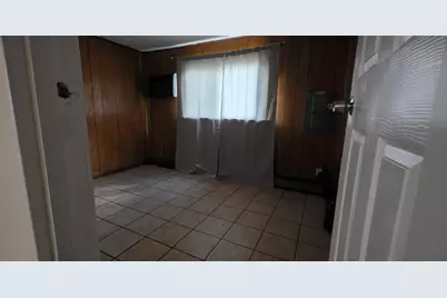 126 Lynn Rd, Brockton, MA 02302 - Photo 17