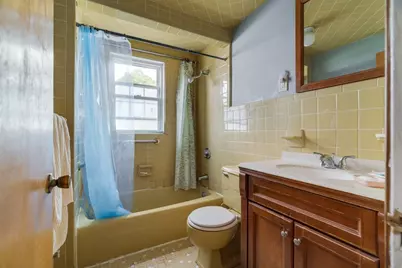 27 Pitcher Ave, Medford, MA 02155 - Photo 9