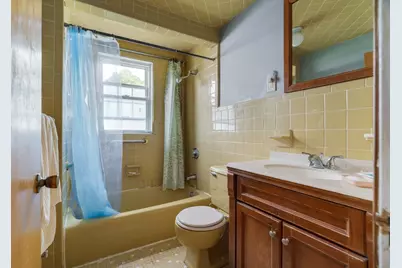27 Pitcher Ave, Medford, MA 02155 - Photo 9
