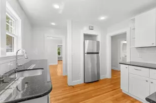 10-12 Auburn St, Waltham, MA 02453 - Photo 13