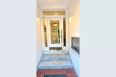40 Winchester St #8, Brookline, MA 02446 - Photo 11