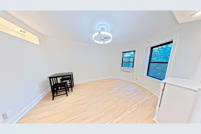 40 Winchester St #8, Brookline, MA 02446 - Photo 3
