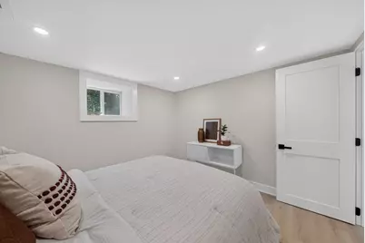 20 Washington Pl, Malden, MA 02148 - Photo 17