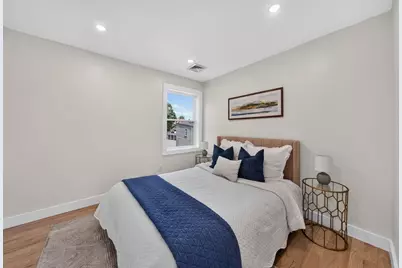 20 Washington Pl, Malden, MA 02148 - Photo 9