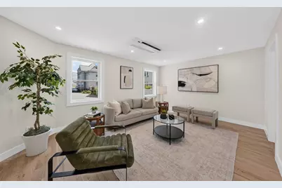 20 Washington Pl, Malden, MA 02148 - Photo 5