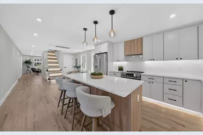 20 Washington Pl, Malden, MA 02148 - Photo 1