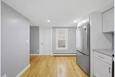 8 Hawkins St, Worcester, MA 01604 - Photo 5