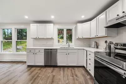 93 Kendrick Rd, Wakefield, MA 01880 - Photo 5