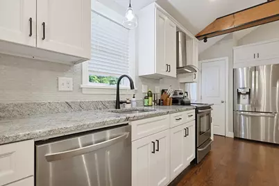 19 Knoll Road, Hopkinton, MA 01748 - Photo 5
