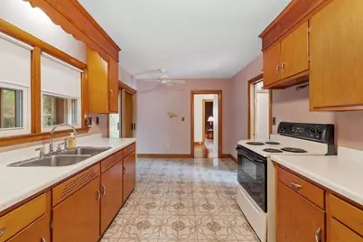 20 Greenwood Road, Peabody, MA 01960 - Photo 7