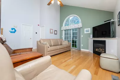 304 Village Ln #304, Bellingham, MA 02019 - Photo 11