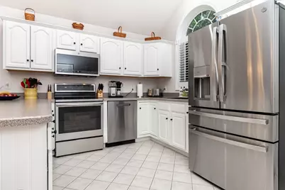 304 Village Ln #304, Bellingham, MA 02019 - Photo 3