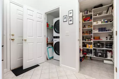 304 Village Ln #304, Bellingham, MA 02019 - Photo 9