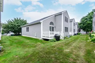 304 Village Ln, Bellingham, MA 02019 - Photo 27