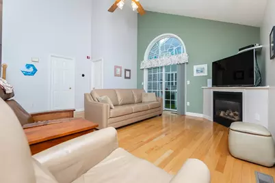 304 Village Ln #304, Bellingham, MA 02019 - Photo 11