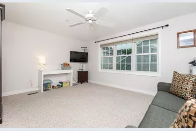 304 Village Ln #304, Bellingham, MA 02019 - Photo 19