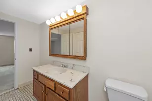 28 9th St, Medford, MA 02155 - Photo 17