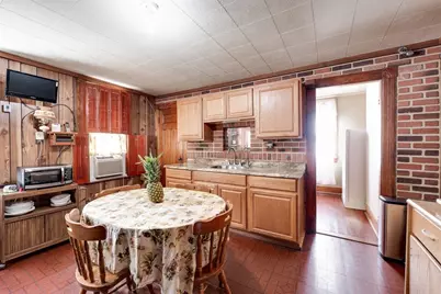 95 Grand St, Springfield, MA 01108 - Photo 9