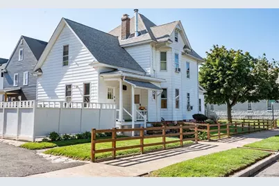 95 Grand St, Springfield, MA 01108 - Photo 3