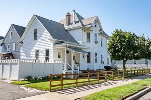95 Grand St, Springfield, MA 01108 - Photo 3