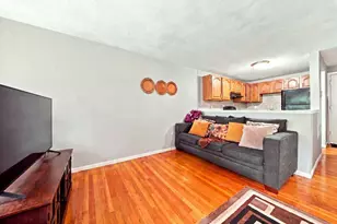 10 Coffey St, Boston, MA 02122 - Photo 7