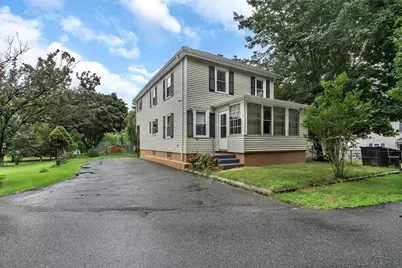 2 Clarendon St, Taunton, MA 02780 - Photo 5