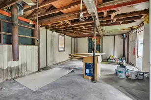 2 Clarendon St, Taunton, MA 02780 - Photo 11