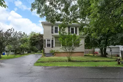2 Clarendon St, Taunton, MA 02780 - Photo 3