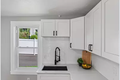 72 Chestnut St #72, Clinton, MA 01510 - Photo 9