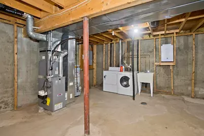 20 Avis Circle, Northampton, MA 01062 - Photo 37