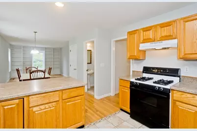 20 Avis Circle, Northampton, MA 01062 - Photo 13