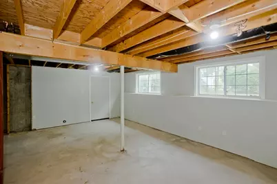 20 Avis Circle, Northampton, MA 01062 - Photo 35