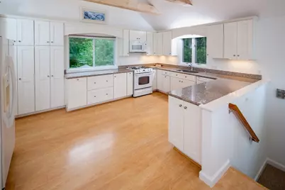 197 Roxy Cahoon Rd, Plymouth, MA 02360 - Photo 15