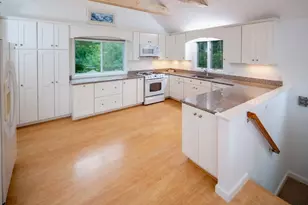 197 Roxy Cahoon Rd, Plymouth, MA 02360 - Photo 15