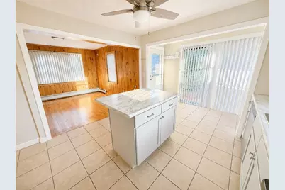 63 Prairie Ave, Swansea, MA 02777 - Photo 9