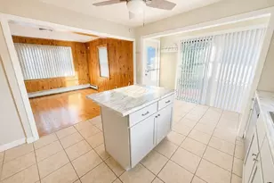 63 Prairie Ave, Swansea, MA 02777 - Photo 9