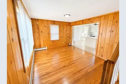 63 Prairie Ave, Swansea, MA 02777 - Photo 11